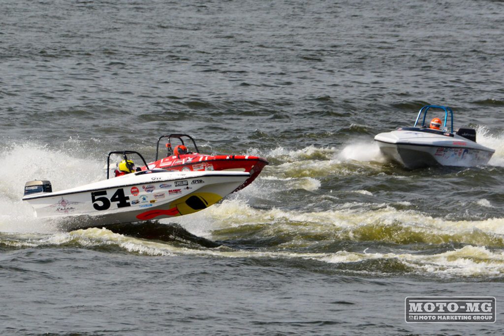 2021-NGK-F1PC-Lake-Race-Tri-Hull-Photos-by-MOTOmarketinggroup.com-14