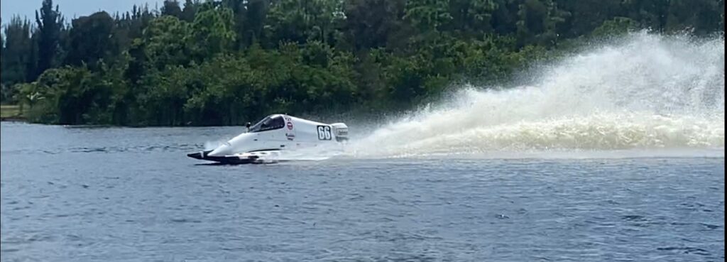 F1 POWERBOAT RACING