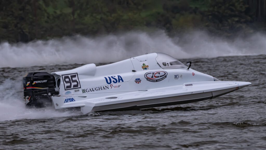 F1 POWERBOAT RACING