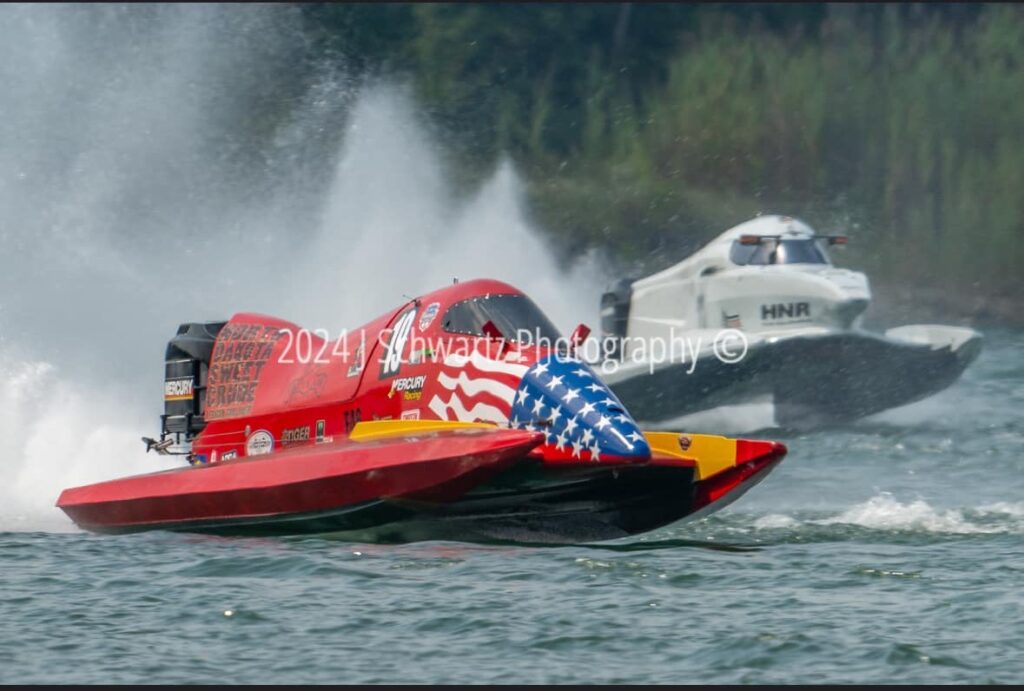 F1 POWERBOAT RACING